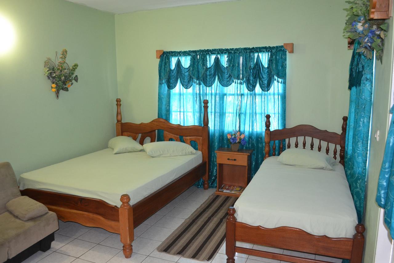 Hotel Buccoo Reef View Exterior foto